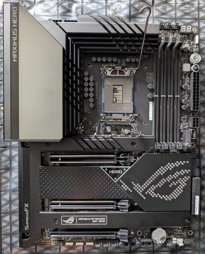 Asus rog maximus z690 - rog,