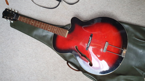 Nice rare unusual old framus - old,