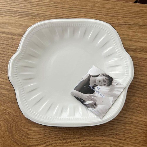 Wedgwood colosseum bone - bone, china