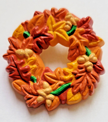 Hallmark pin thanksgiving - hallmark,