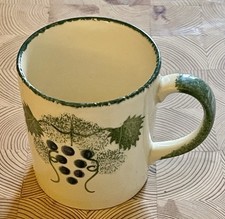 POOLE POTTERY ‘GRAPEVINE’
