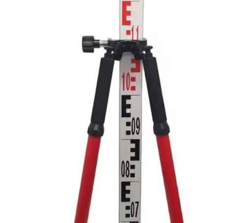 Bipod for surveying staffs - ,