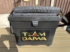 Team Daiwa Fishing Seat Box Tackle  Shoulder Strap Padded Size Large Lightweight