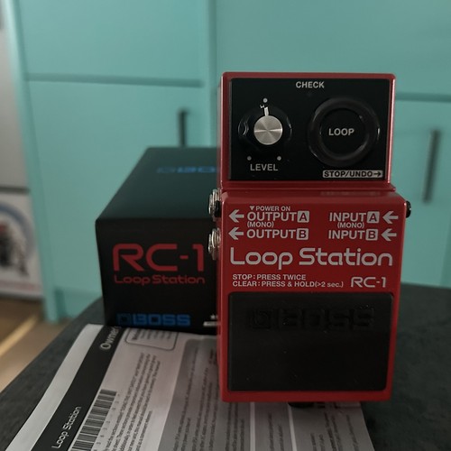Boss loop station guitar - rc-1,
