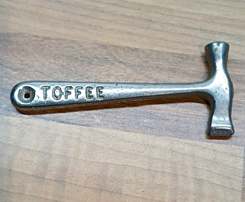 Blue bird toffee - toffee, hammer