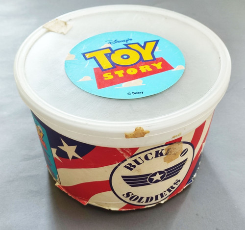 2002 thinkway disney store toy - 2002,