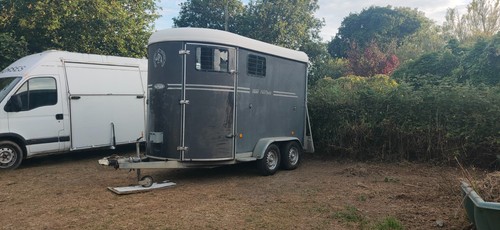 Horsebox trailer fautras - trailer, oblic