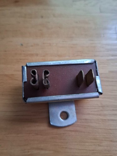 Instrument voltage stabiliser - voltage,