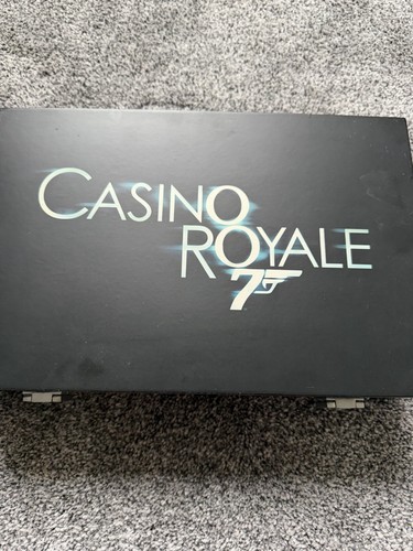 Casino royale poker chips - royale,