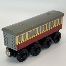 Wooden Railway EXPRESS COACH