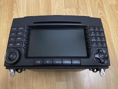 Mercedes comand head radio - comand,