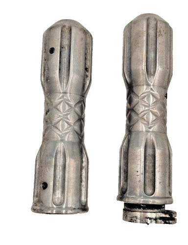Pair hand grips - of,