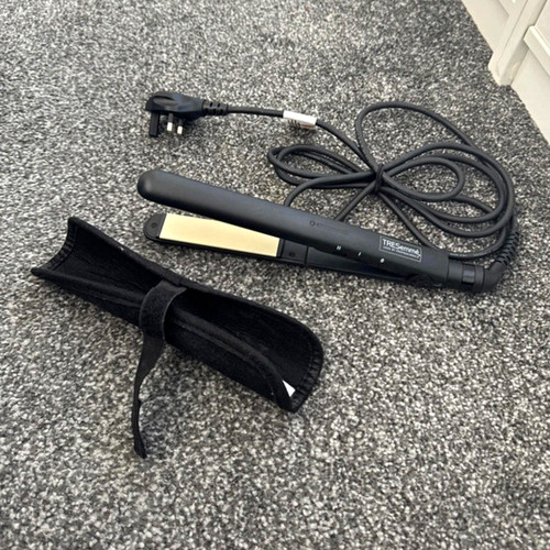 Tresemmé hair straightener - hair,