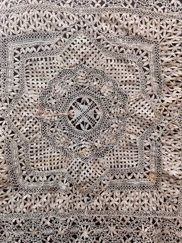 Antique maltese silk - antique,