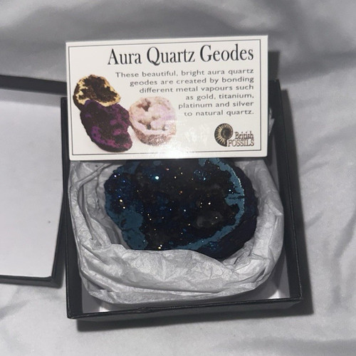 Quartz aura geode natural - quartz,
