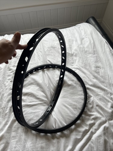 Onza inch hole bike - 26,