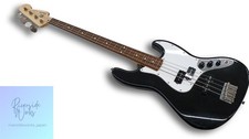 FENDER JAPAN Electric Bass