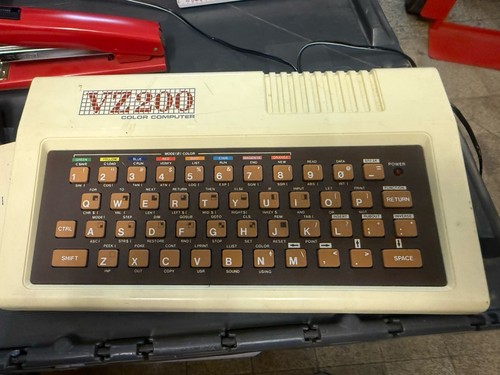 Retro home computer - retro, vtech