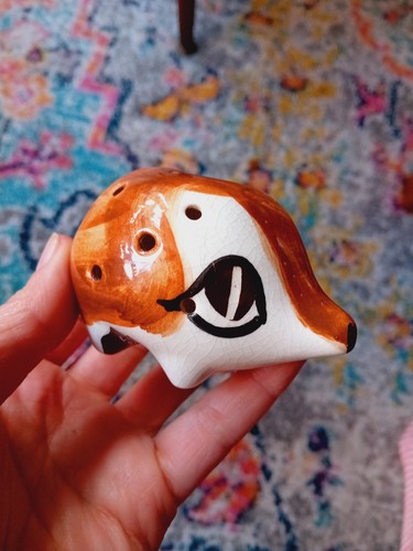 Isle man pottery hedgehog - of,