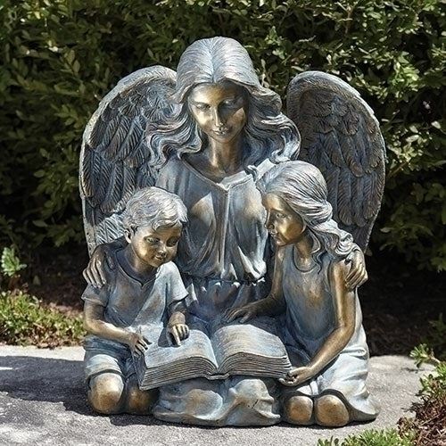 Roman angel with - with, children