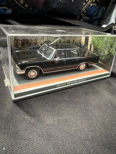 James bond car - collection, zil