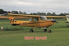 PHOTO  G-BNKI CESSNA 152