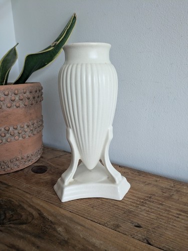 Sylvac ware vase - ware, urn