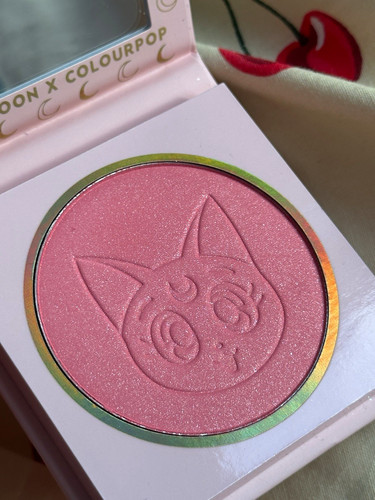 Colourpop sailor moon cat - colourpop,