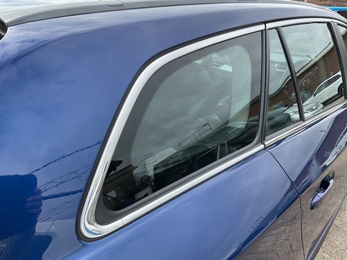 Toyota avensis rear - avensis, quarter