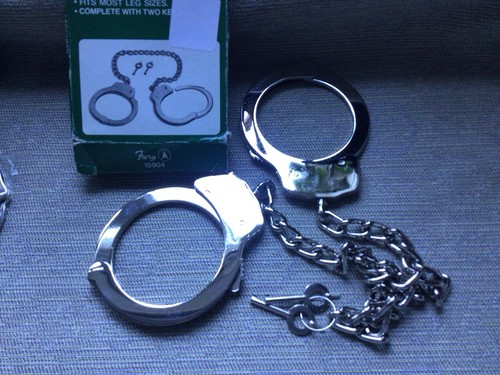 Fury police use hand - use, and