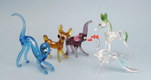 Mixed lot five art glass - lot, of