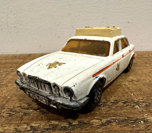 Matchbox super kings jaguar - matchbox,