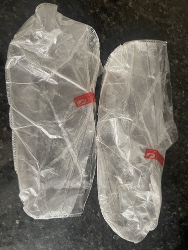 Used foot mask - used, socks