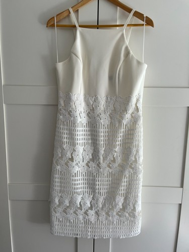 Lipsy cream floral bodycon - cream,