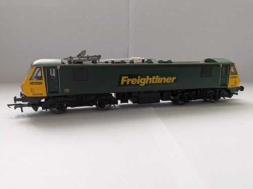 Hornby r3077 class - class, 90
