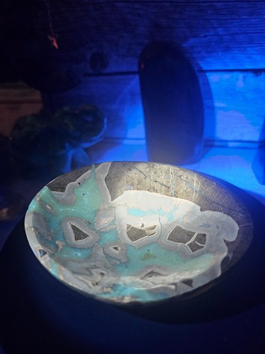 Natural septarian crystal bowl - septarian,