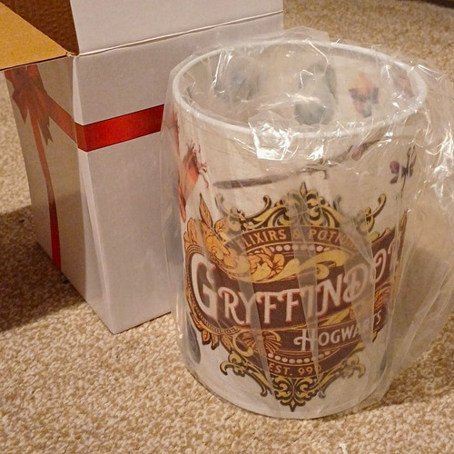 Harry potter gryffindor crest - harry,