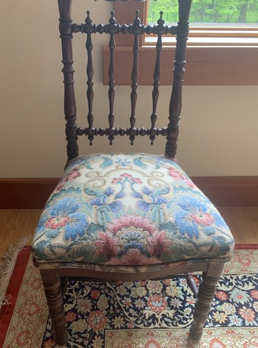 Child victorian chair - child’s,