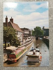 Narrowboat and cabin cruiser