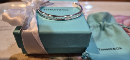 Tiffany 1837 sterling - &,