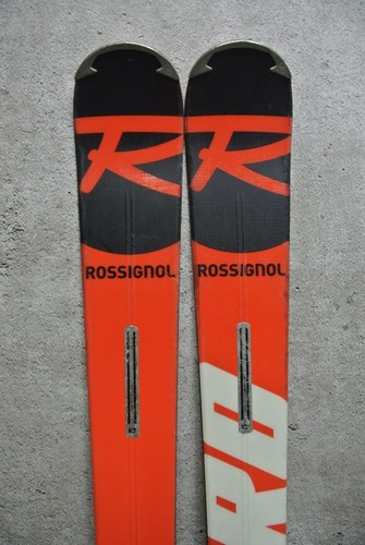 Skis carving race - skis,