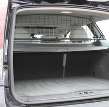 Travall Dog Guard for Volvo