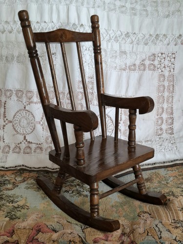 Vintage wooden rocking chair - wooden,