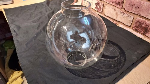 Large clear glass globe shade - clear,