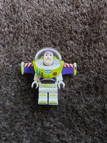 Lego toy story minifigure buzz - lego,