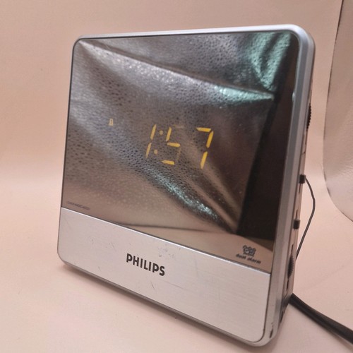 Philips retro alarm clock - retro,