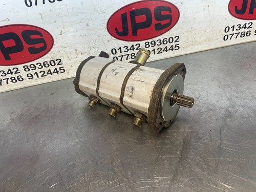 Triple hydraulic pump 9796 - pump, 98-9796