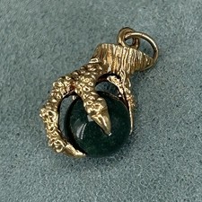 vintage 9ct gold eagle claw pendant bloodstone jasper ball orb J&S hallmarked