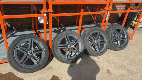 Inch mercedes benz - 18”,