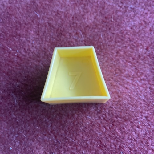 Tupperware 7 seven - no.,